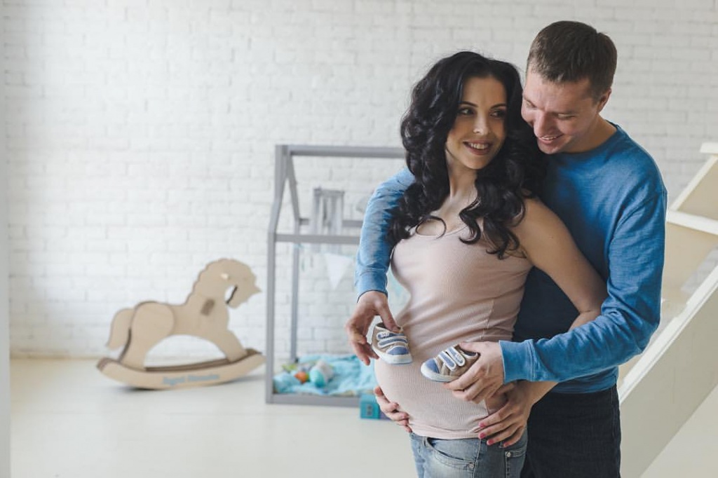 Фотосессия для беременных с мужем