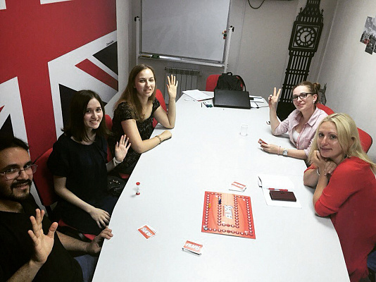 Курс английского языка. Подарочные сертификаты Ultra Подарки Томск. Купить оригинальный подарок или подарочный сертификат на Курс английского языка. Сервис UltraPodarki.ru Томск 8 800 505 95 30.