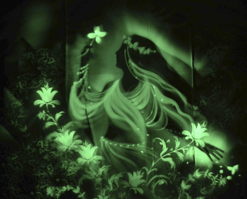 Романтический мастер класс по рисованию светом для двоих в Томске. Ultra Подарки. Купить сертификат на мастер класс по рисованию светом для двоих  в Томске. Сервис UltraPodarki.ru 8 (800) 505 95 30. Рисование светом Томск, рисование светом, рисование светом для двоих Томск, романтический мастер класс по рисованию светом, мастер класс для двоих по рисованию светом Томск, рисование светом для влюбленных, световая терапия Томск, световая терапия, рисовать светом Томск, рисовать светом, мастер класс по рисованию светом Томск, рисование светом