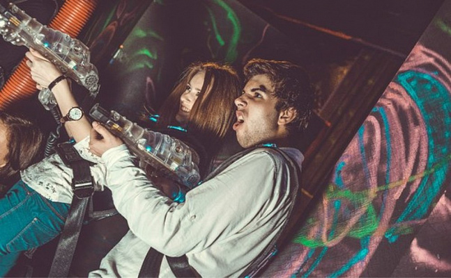 Игра в лазертаг в Томске. Сервис Ultra Подарки. Купить лазертаг в городе Томск. Попробуйте лазерный пейнтбол в лазертаг клубе. Цены на лазертаг. Сервис: UltraPodarki.ru 8 800 505 95 30. Лазертаг в Томске, купить лазертаг Томск, лазертаг, купить лазертаг, лазерный пейнтбол Томск, лазертаг для детей Томск, лазертаг клуб, лазертаг клуб Томск