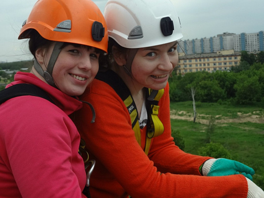 Роупджампинг - прыжки с верёвкой в Томске. Подарочные сертификаты Ultra Подарки. Роупджампинг в Томске - Экстремальный оригинальный подарок или подарочный сертификат на Роупджампинг - прыжки с верёвкой. Сервис UltraPodarki.ru 8-800-505-95-30. роупджампинг Томск, прыжок веревка Томск, роупджампинг, прыжок веревка, прыжок с веревкой, Подарок, подарочный сертификат, экстрим, экстремальный подарок