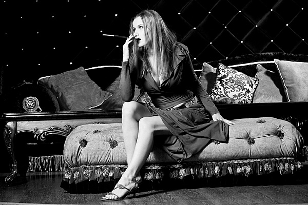 Фотосъёмка "Портрет". Подарочные сертификаты Ultra Подарки Томск. Купить оригинальный подарок или подарочный сертификат на Фотосъёмка "Портрет". Сервис UltraPodarki.ru Томск 8 800 505 95 30. 