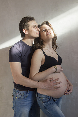 Фотосессия для беременных в студии в Томске. Ultra Подарки. Профессиональная Фотосессия для беременных в Томске. Раскройте все краски беременности и сохраните воспоминания на долгие годы. Сервис UltraPodarki.ru 8 (800) 505 95 30. Фотосессия для беременных Томск, фотосессия для беременных, фотосессия Томск, фотосессия, фотосессия для беременных в студии Томск, фотосессия для беременных в студии, фото беременность Томск, фото беременность, фотосессия в студии