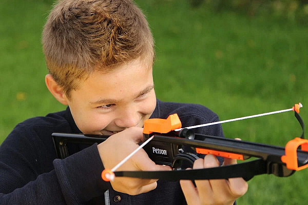 Стрельба из арбалета в Томске. Подарочные сертификаты Ultra Подарки. Закажите подарочный сертификат на стрельбу из арбалета в Томске. Стрельба из арбалета в любое время года - наслаждение активным отдыхом с друзьями. Сервис UltraPodarki.ru 8 800 505 95 30. стрельба из лука, лук стрельба, стрельба из арбалета, арбалет, стрельба из лука Томск, лук стрельба Томск, стрельба из арбалета Томск, стрельба
