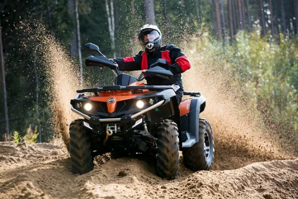 Катание на квадроциклах летом в Томске. Подарочные сертификаты Ultra Подарки. Закажите подарочный сертификат на катание на квадроциклах летом в Томске. Недорогой прокат квадроциклов в подарок для мужчин или парней на день рождения и юбилей. Езда на квадроциклах в летнее время - наслаждение активным отдыхом с друзьями. Сервис UltraPodarki.ru 8 800 505 95 30. Квадроцикл, катание на квадроциклах, прокат квадроциклов, езда на квадроцикле, прокат квадроциклов Томск, катание на квадроциклах летом, катание на квадроциклах осенью, катание на квадроциклах зимой, сертификат на катание на квадроциклах
