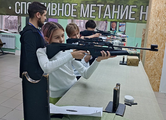 Стрельба из пневматического оружия в тире. Сервис Ultra Подарки. Пневматический тир. Купить подарочный сертификат на стрельбу из пневматического оружия в Томске. Сервис UltraPodarki.ru 8 800 505 95 30. стрельбе из пневматического оружия Томск, стрелковый клуб Томск, стрельба из оружия Томск, пневматическое оружие Томск, пневматический тир Томск