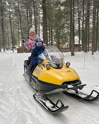 Катание на снегоходах в Томске в подарок. Сервис Ultra Подарки
. Подарочный сертификат на катание на снегоходах в Томске с друзьями. Закажите прокат снегоходов в подарок для мужчин и парней на день рождения по привлекательным ценам. Езда на снегоходах это ещё и активный зимний отдых. Сервис UltraPodarki.ru 8 800 505 95 30. катание на снегоходах, подарочный сертификат на катание на снегоходе, прокат снегоходов, прокат снегоходов Томск, катание на снегоходах Томск, езда на снегоходе