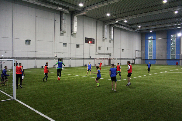 Занятия в футбольной школе для взрослых в Томске. Подарочные сертификаты Ultra Подарки. Купить оригинальный подарок или подарочный сертификат на Занятия в футбольной школе для взрослых в Томске. Сервис UltraPodarki.ru 8-800-505-9530. Футбол, Футбол в Томске, футбол для взрослых, Занятия в футбольной школе для взрослых. занятия футболом, занятия футболом в Томске, тренировки для взрослых, футбольные тренировки в Томске, футбол Легионер