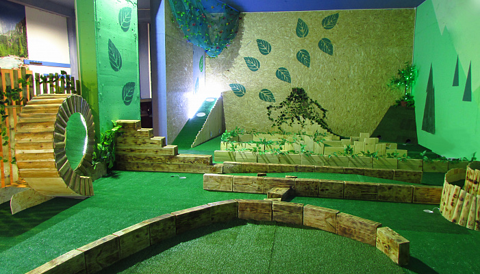 Мини-гольф в подарок. Ultra Подарки Томск. Подарочный сертификат на игру в мини-гольф. Подарите себе и своим близким увлекательную игру в мини-гольф, устройте настоящий праздник. UltraPodarki.ru 8-800-505-9530. Мини-гольф Томск, Мини-гольф Томск, Мини-гольф, гольф Томск