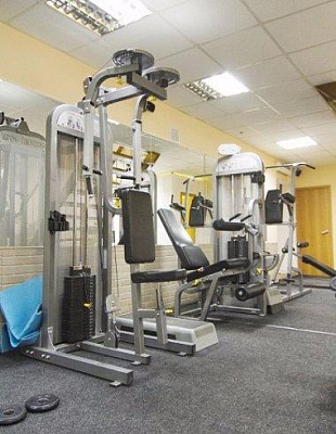 Свободные занятия с персональным фитнес тренером. Подарочные сертификаты ULTRA Подарки. Подарить свободные занятия в тренажёрном зале с персональным фитнес тренером. Возможность согласовать индивидуальный график занятий. Подарочные сертификаты UltraPodarki.ru 8 800 505 95 30. 