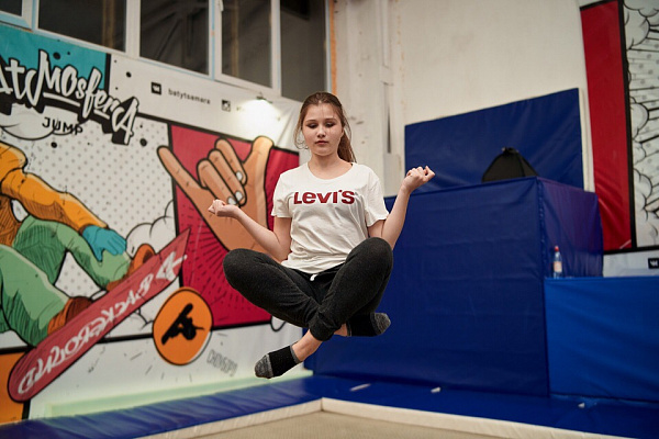  Батутный центр в Томске. Сервис Ultra Подарки. Купить подарочный сертификат в батутный центр, попробуйте прыжки на батуте в Томске. Сервис UltraPodarki.ru 8 (800) 555 95-30.. Батутный центр , батутный центр, батутный центр цены, батутный центр в Томске,  батутный парк, батут прыгать, прыжки +на батуте, батут Томск, батут спорт