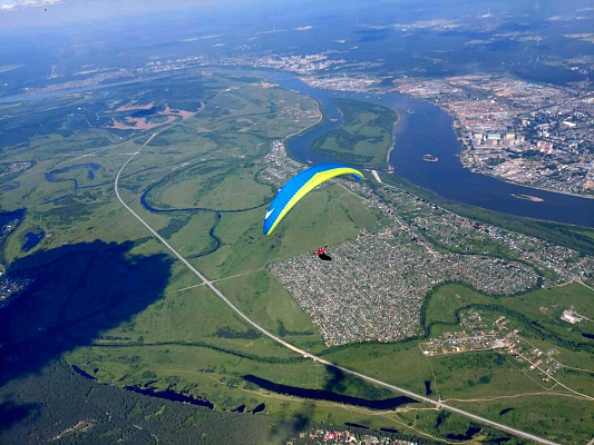 Полёт с инструктором на параплане в Томске. Ultra Подарки. Полёт с инструктором на параплане в Томске. Попробуйте полёт на двухместном параплане над Томском. Сервис: UltraPodarki.ru 8 800 505 95 30. Полёт на параплане, полёт на параплане Томск, полёт с инструктором на параплане Томск, полёт с инструктором на параплане, параплан Томск, параплан, парапланеризм Томск